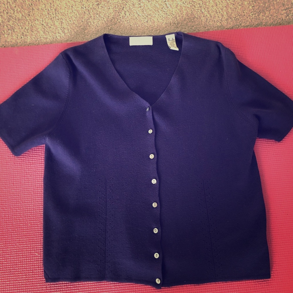 Soft short sweater top.